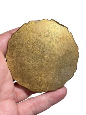 Vintage Stratton Brass Makeup Compact